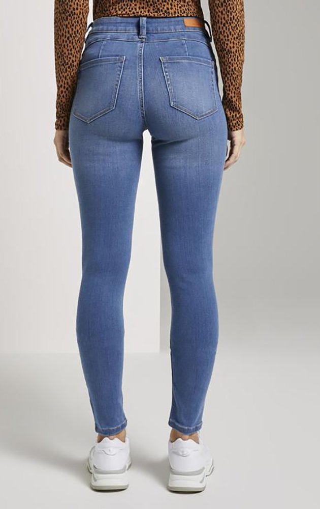 Женские джинсы 1